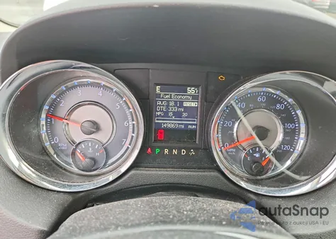 2016 Chrysler Town & Country Touring z USA, uszkodzony, nr VIN 2C4RC1BG4GR142317